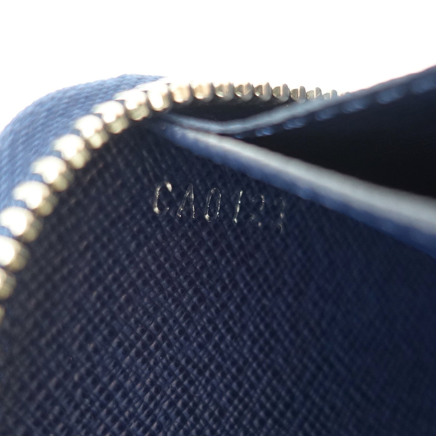 Louis Vuitto Zippy Navy Blue Epi Leather Wallet