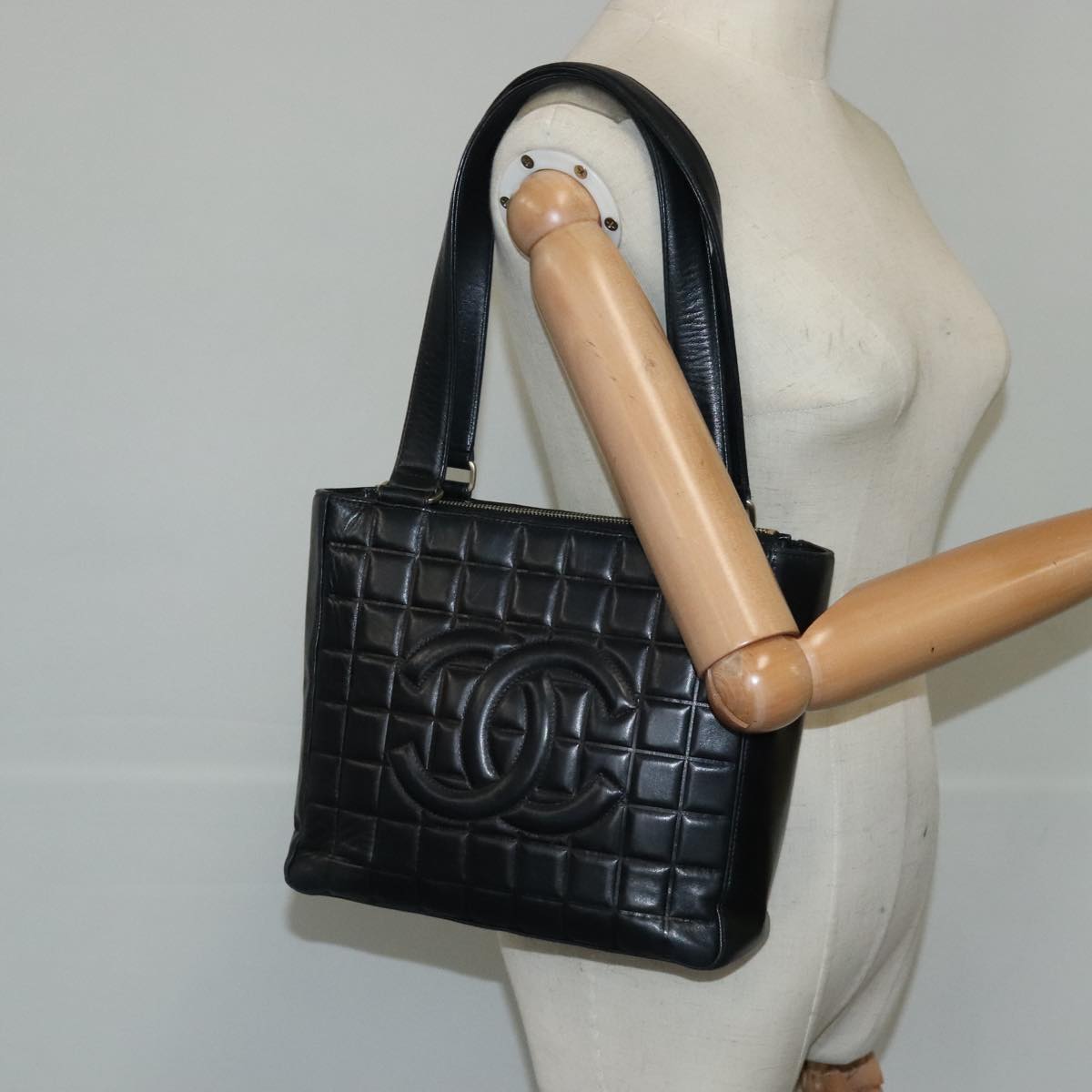 CHANEL Choco Bar Shoulder Bag Lamb Skin Black CC PP012