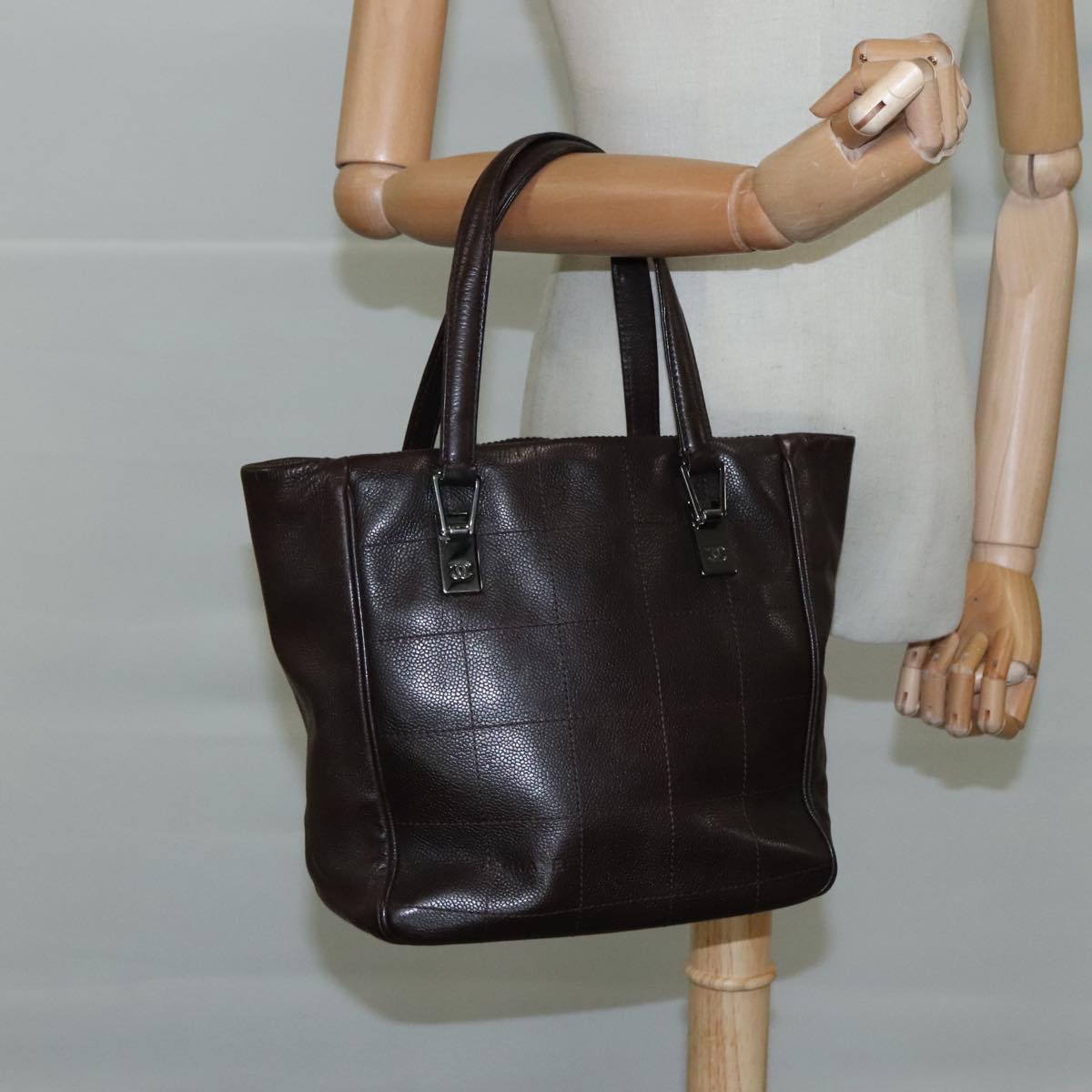 CHANEL Hand Bag Caviar Skin Brown Silver CC PP124