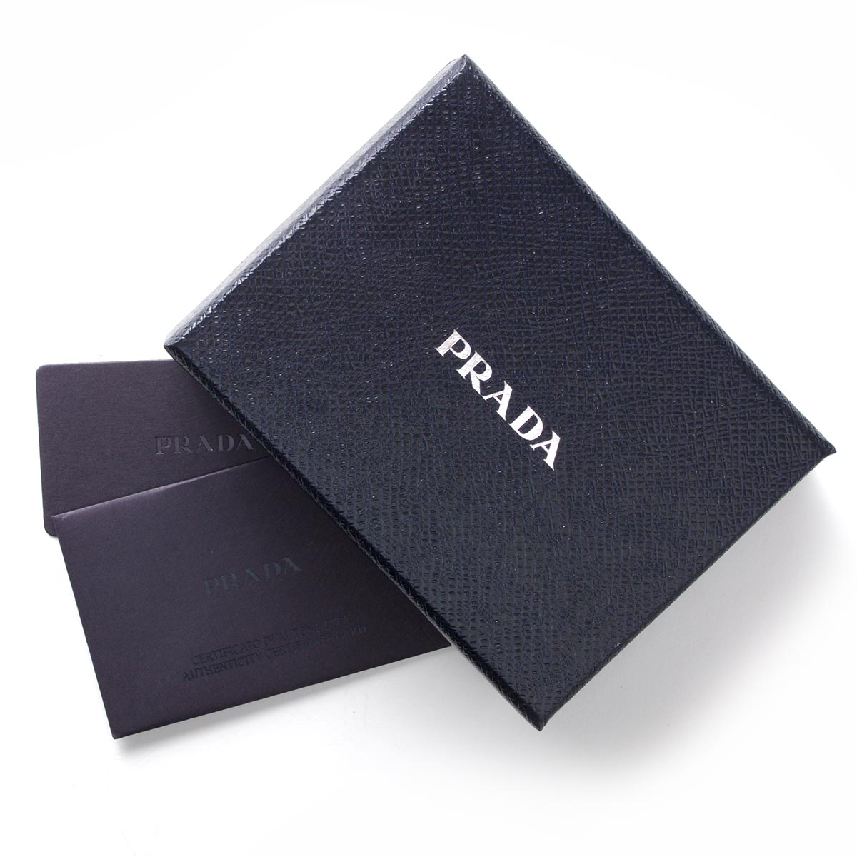Prada Men's Vitello Micro Grain Black Grey Leather Vertical Card Holder 2MC101