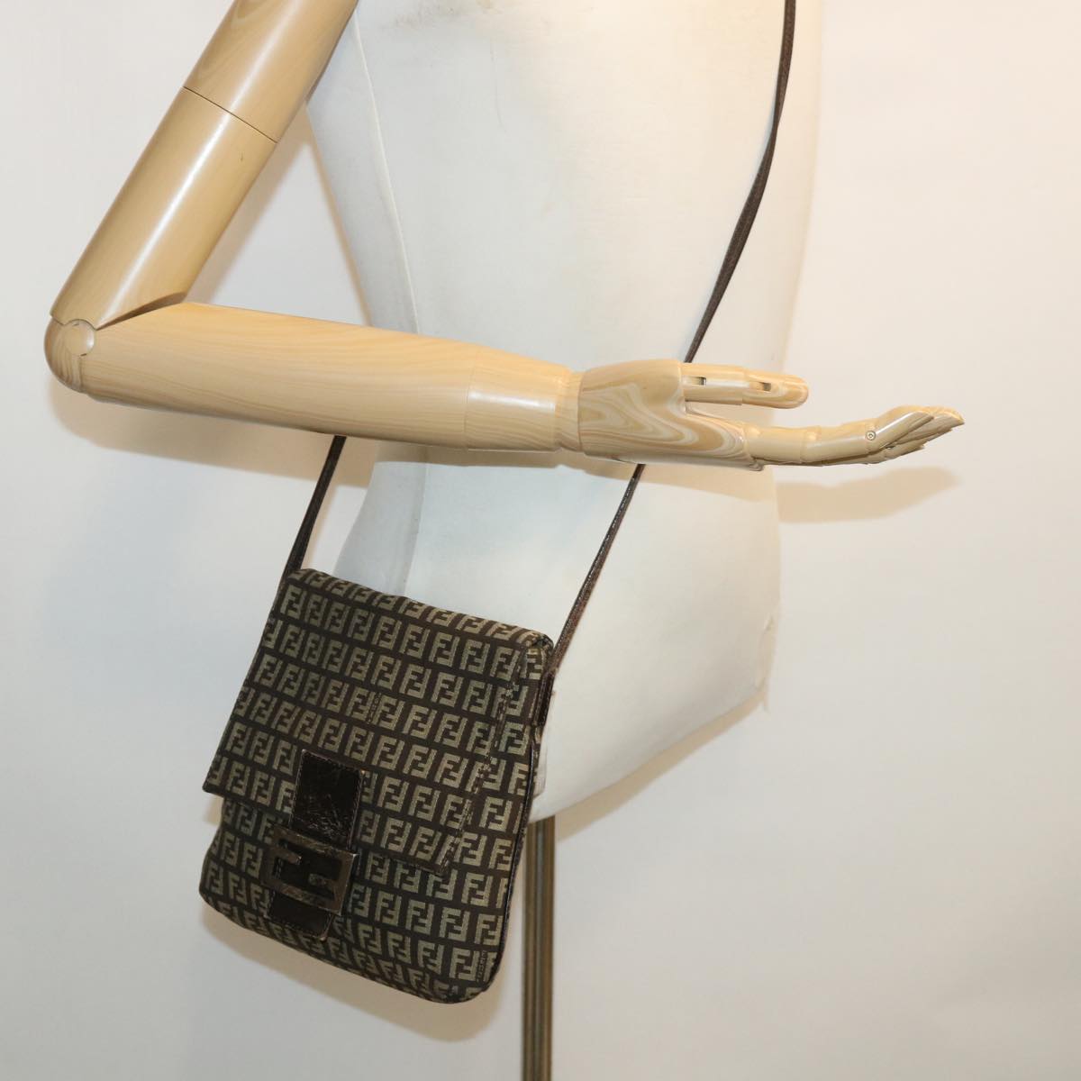 FENDI Zucchino Canvas Shoulder Bag Brown rd3817