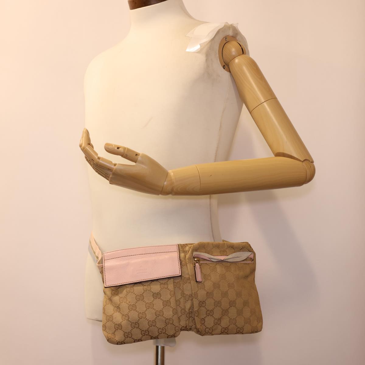 GUCCI GG Canvas Waist bag Beige 28566 rd4879