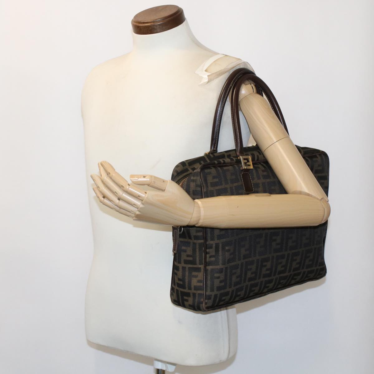 FENDI Zucca Canvas Hand Bag Black Brown rd5604