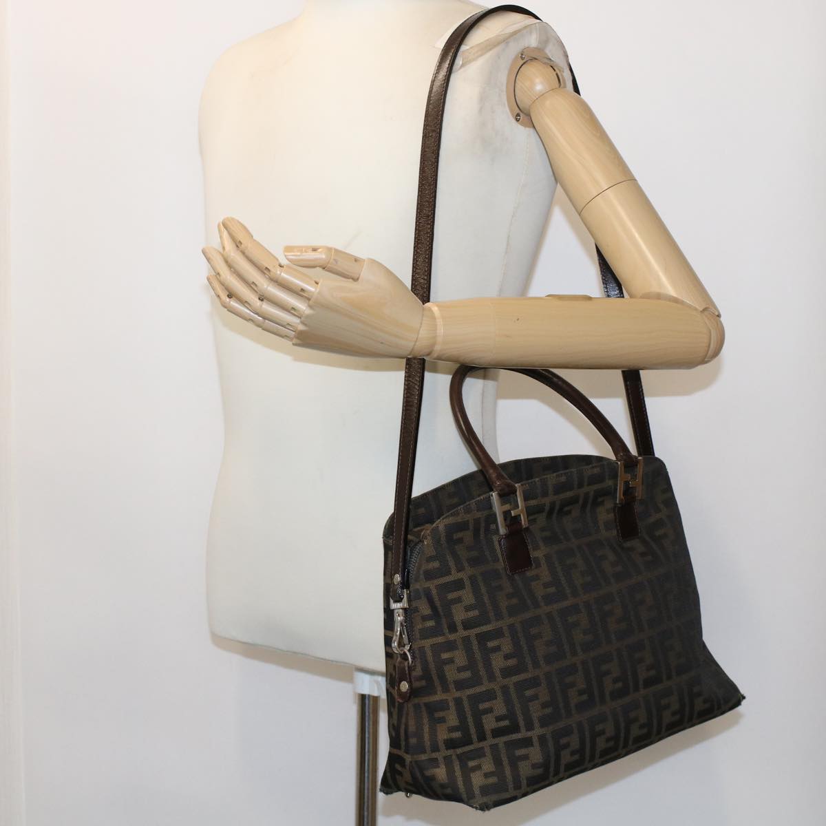 FENDI Zucca Canvas Hand Bag 2way Black Brown rd5605