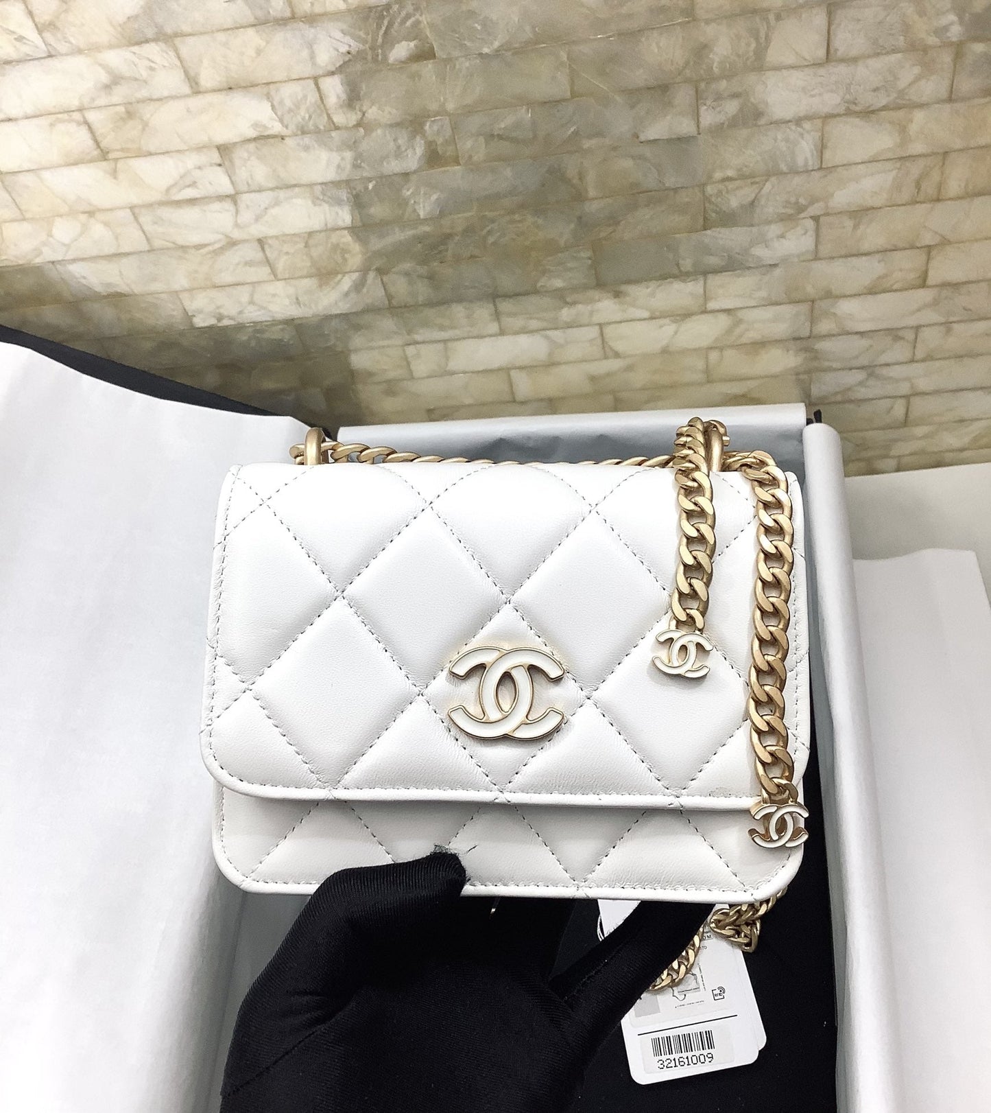 CHLSpring And Summer 22C White For Women Bags 6.1in/15.5cm