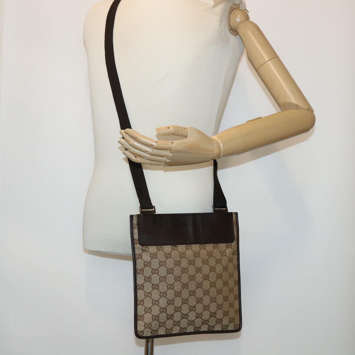GUCCI GG Canvas Shoulder Bag Leather Beige 27639 tb691
