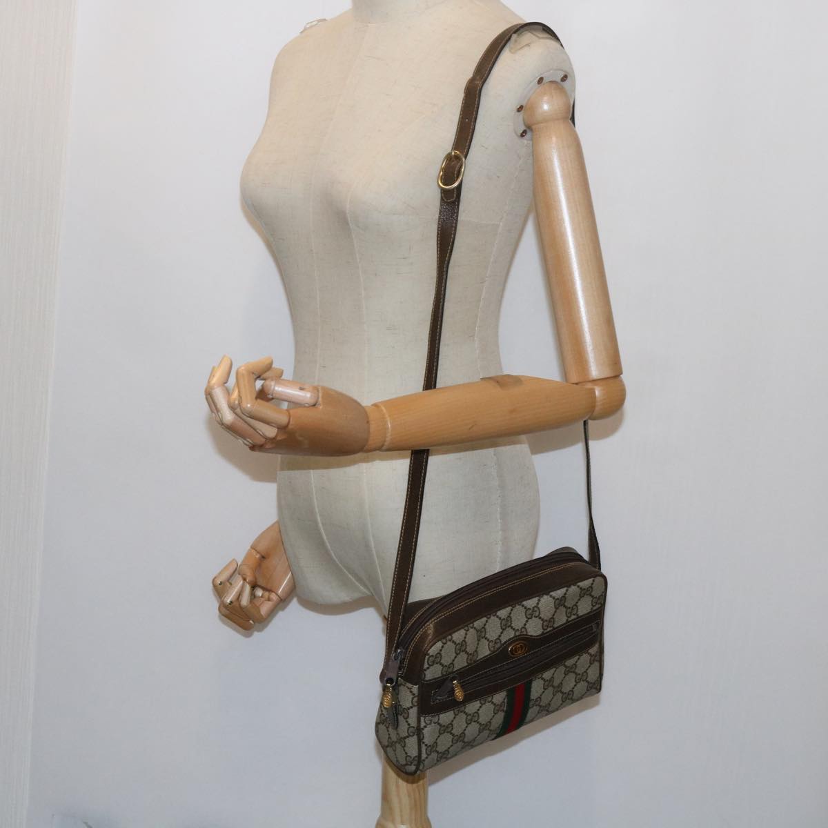 GUCCI GG Supreme Web Sherry Line Shoulder Bag Beige Red Green 010 378 tb988