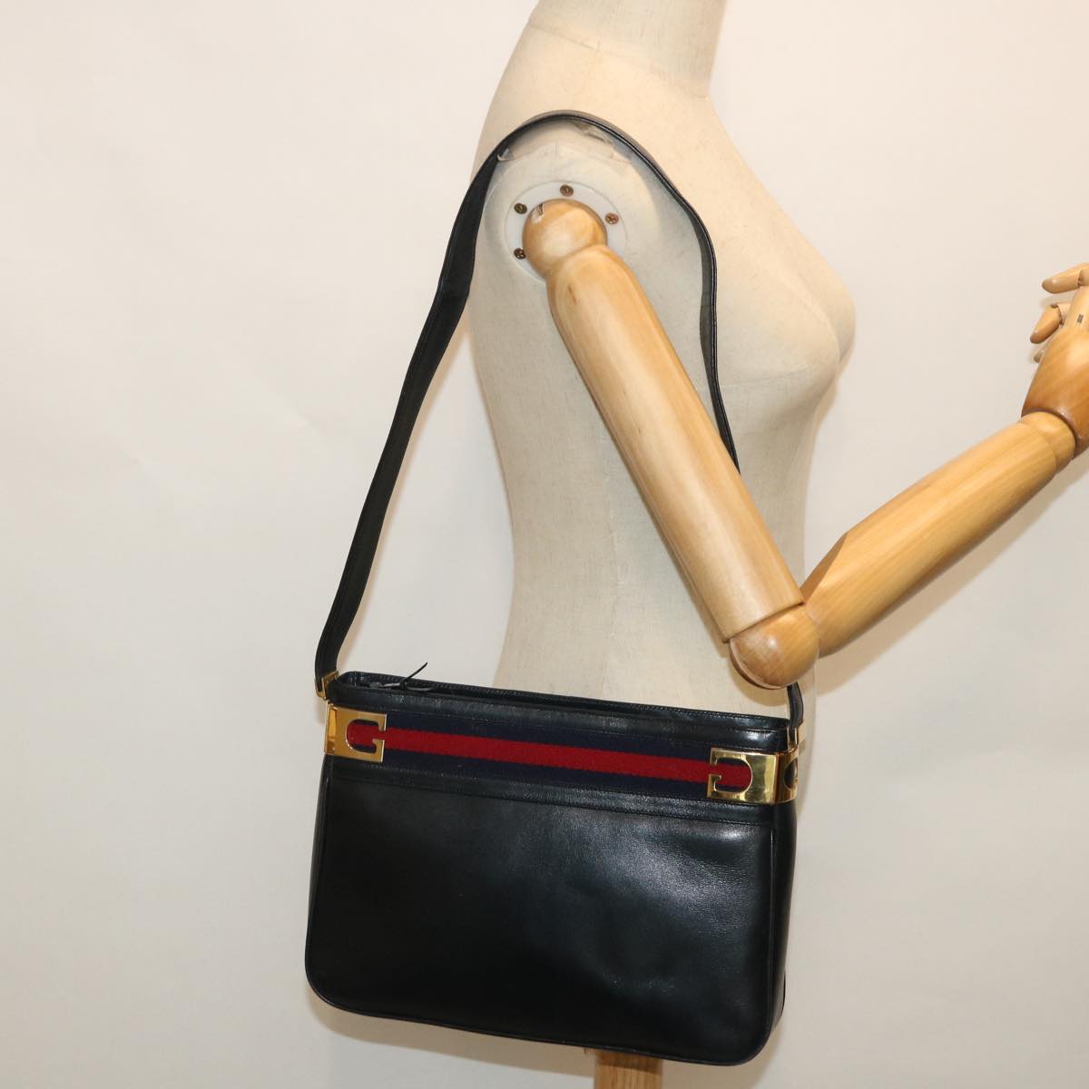 GUCCI Sherry Line Shoulder Bag Leather Black Red Navy th4022