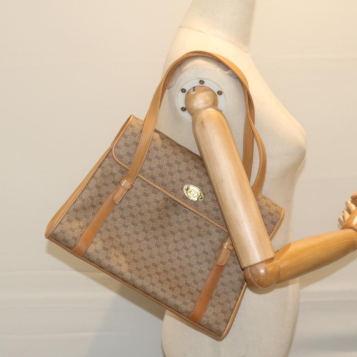 GUCCI Micro GG Supreme Hand Bag PVC Leather Beige 000 46 4857 th4354