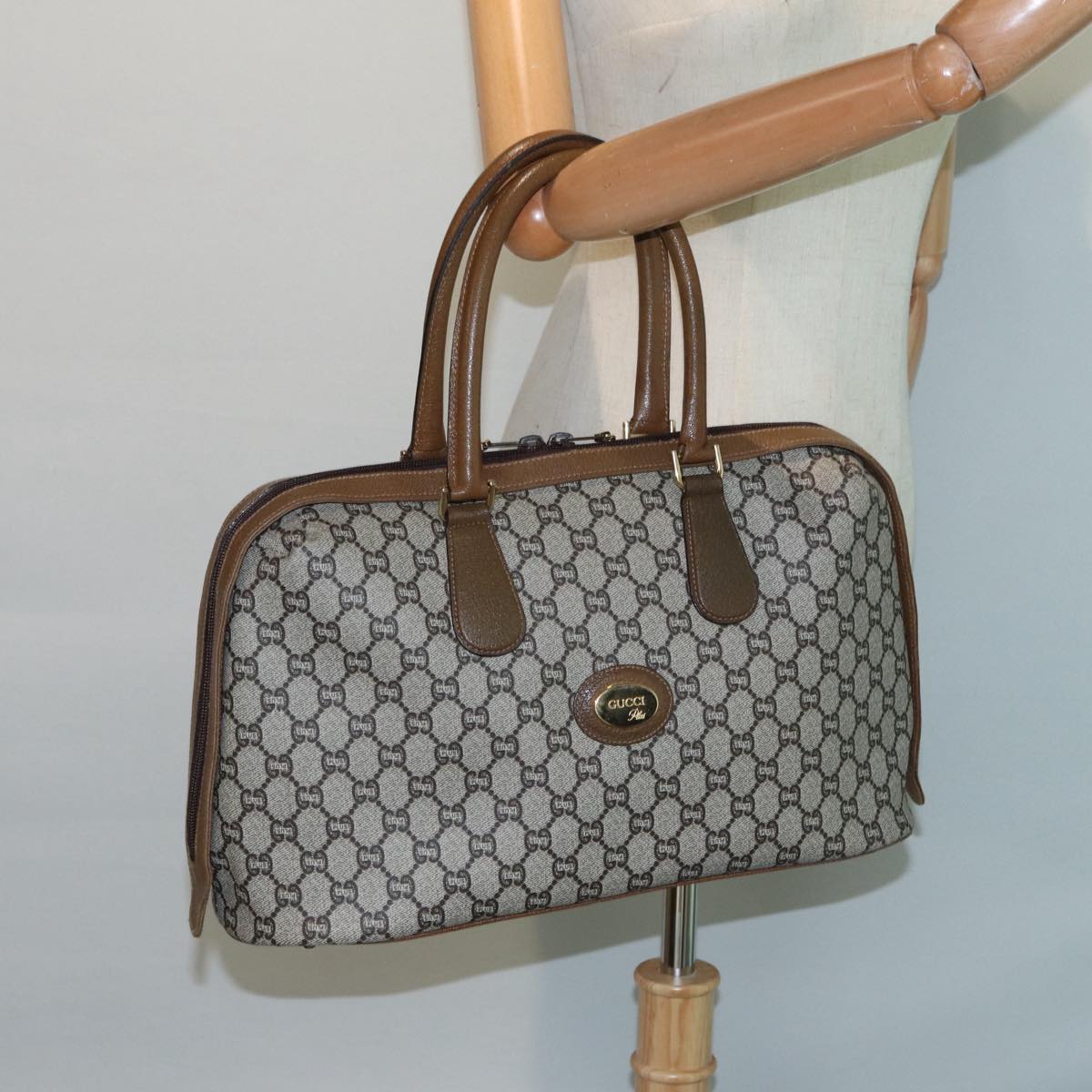 GUCCI GG Plus Supreme Hand Bag PVC Beige Gold th5244