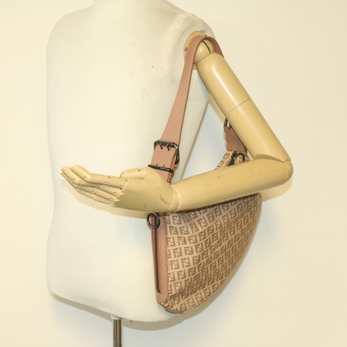 FENDI Zucchino Canvas Shoulder Bag Pink Beige am308b
