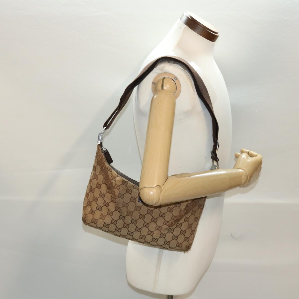 GUCCI GG Canvas Shoulder Bag Beige Dark Brown ti1138