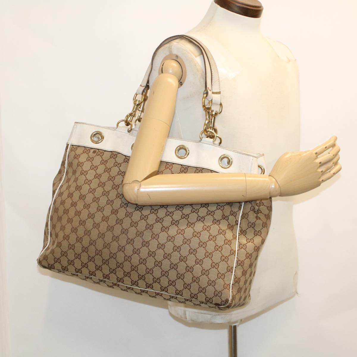 GUCCI GG Canvas Shoulder Bag Beige White 153033 ti1173