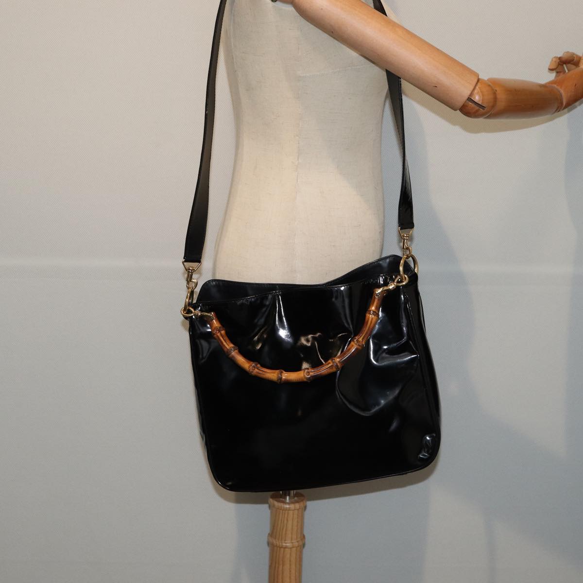 GUCCI Bamboo Hand Bag Enamel 2way Black 001 1638 2615 ti1902