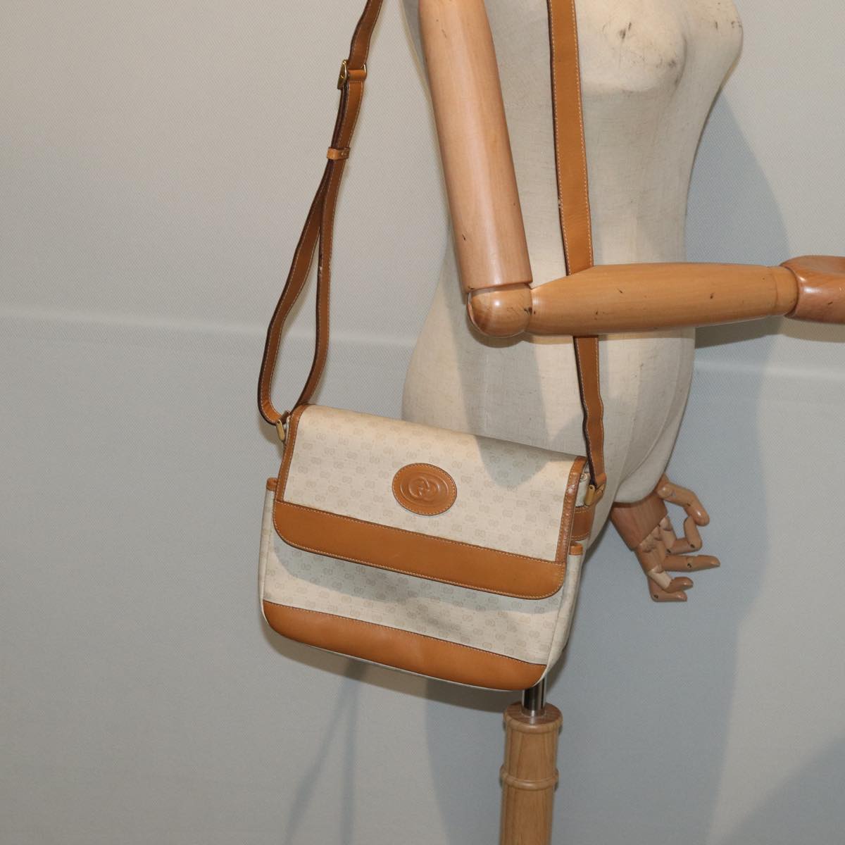 GUCCI GG Supreme Shoulder Bag PVC Leather Beige gold 001 106 0185 ti1955