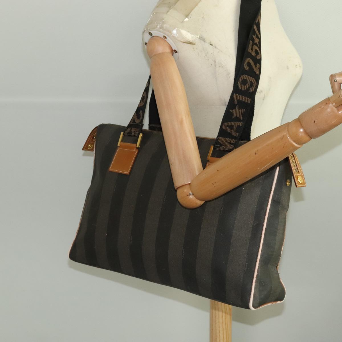 FENDI Pecan Canvas Boston Bag Brown Black Gold ti2145