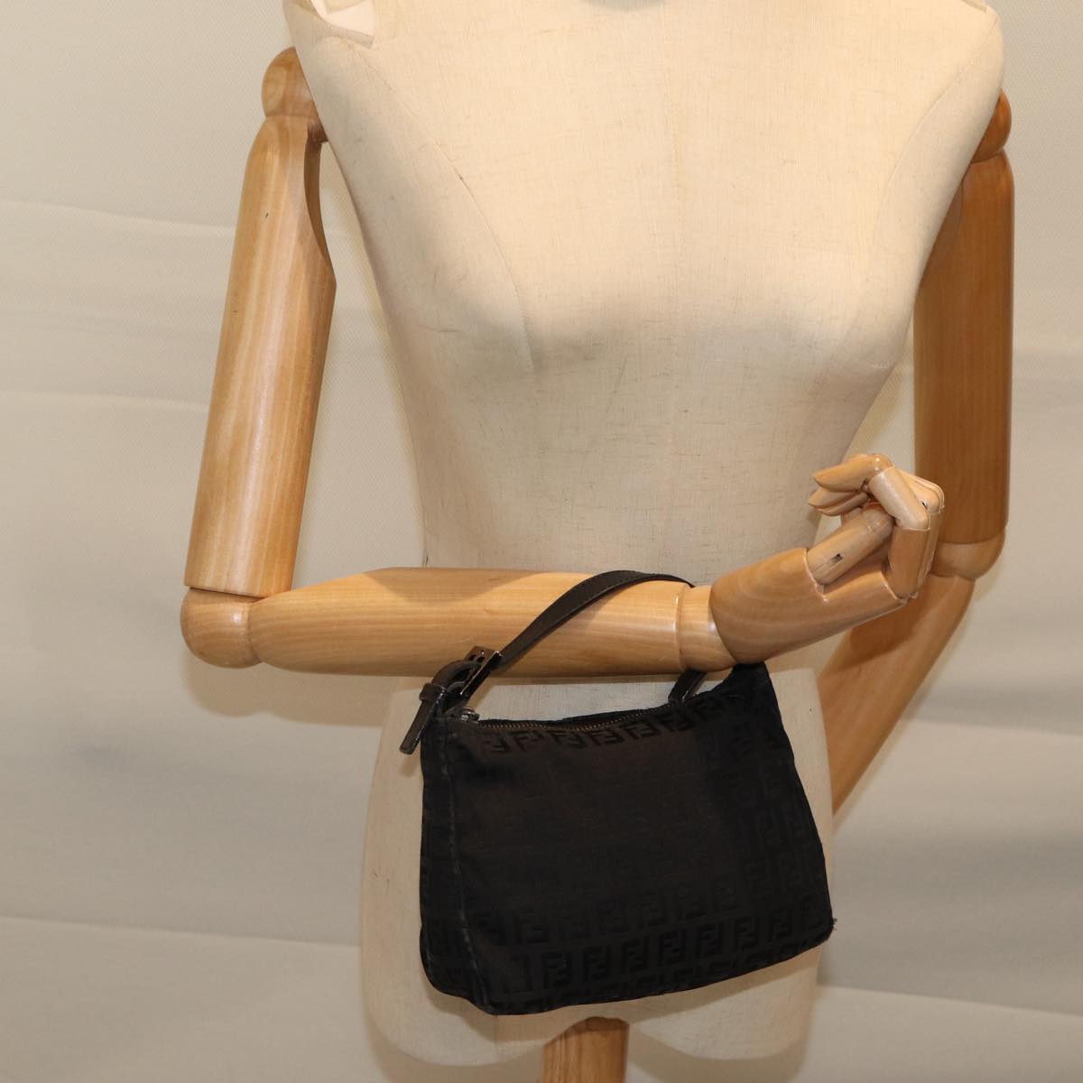 FENDI Zucchino Canvas Hand Bag Black yk11960