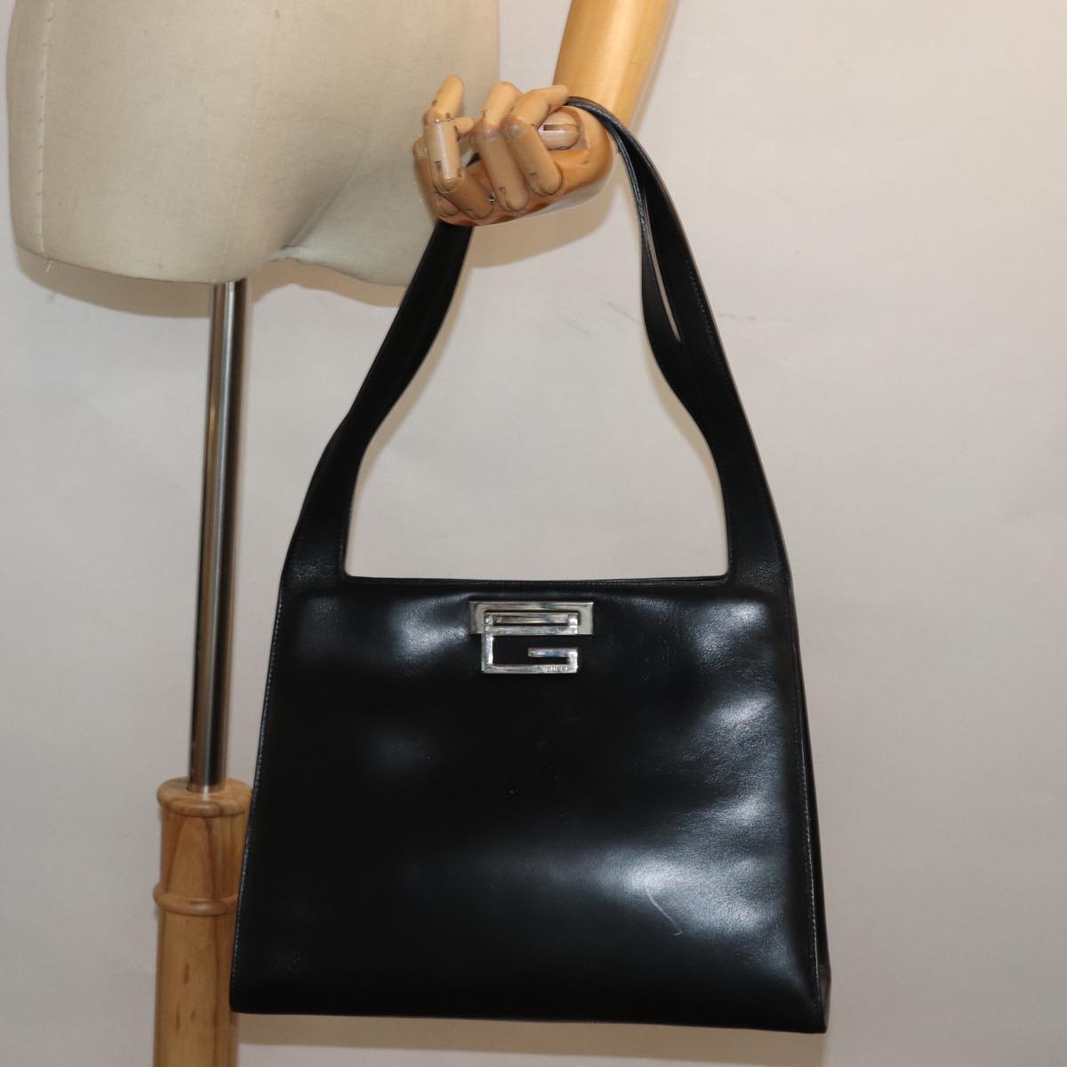 GUCCI Shoulder Bag Leather Black 001 3038 yk13123