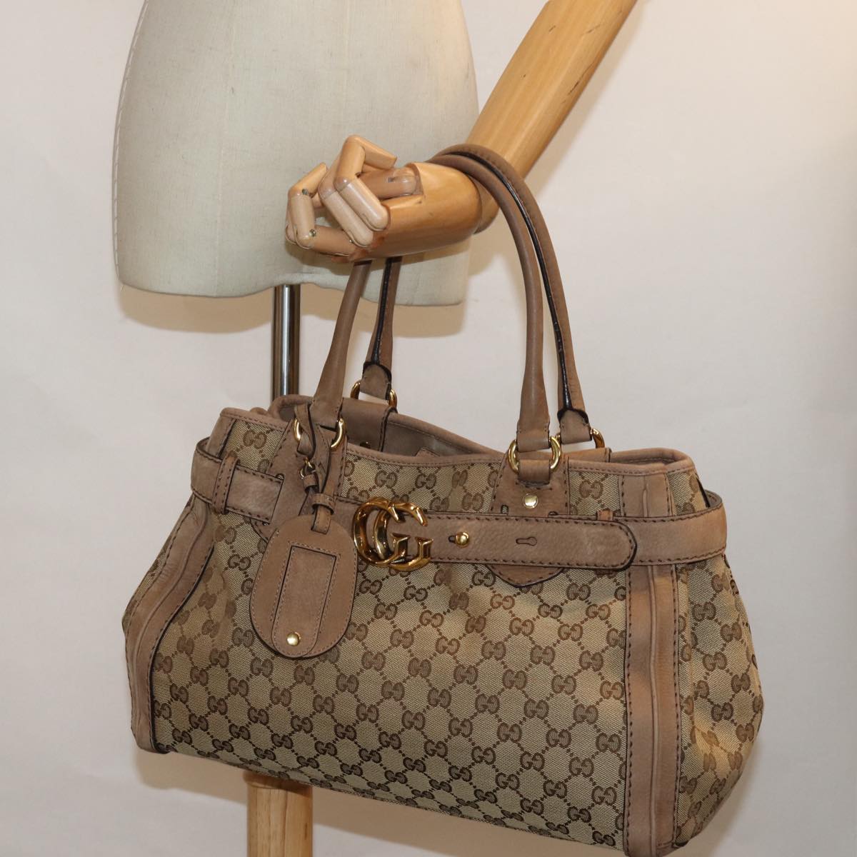 GUCCI GG Canvas Running Hand Bag Beige 247183 yk13303