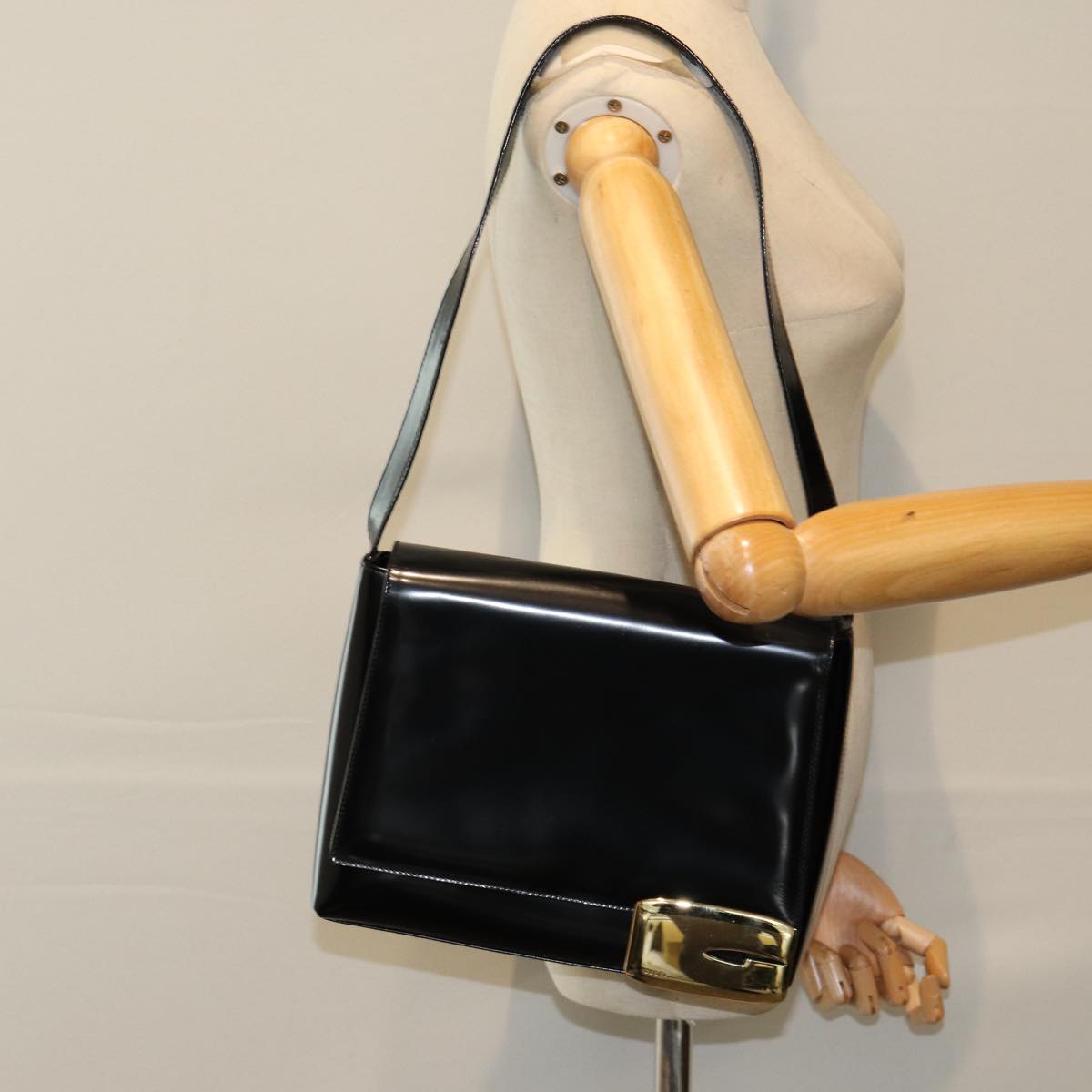 GUCCI Shoulder Bag Enamel Black 001 3444 1812 yk13332