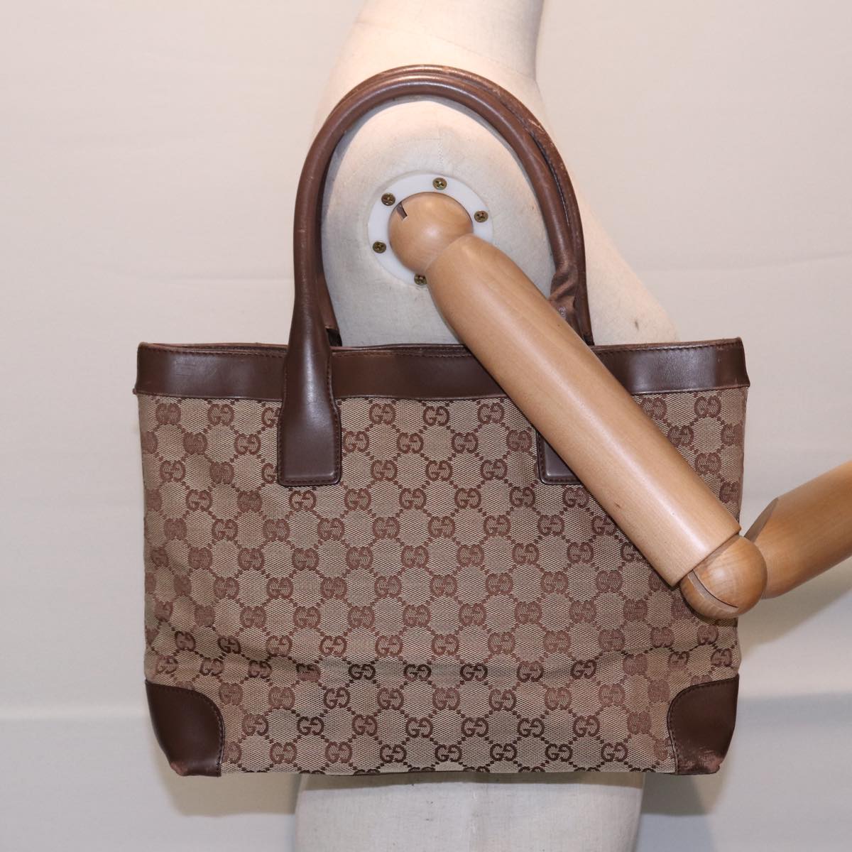GUCCI GG Canvas Hand Bag Beige Gold 002 1119 yk14728