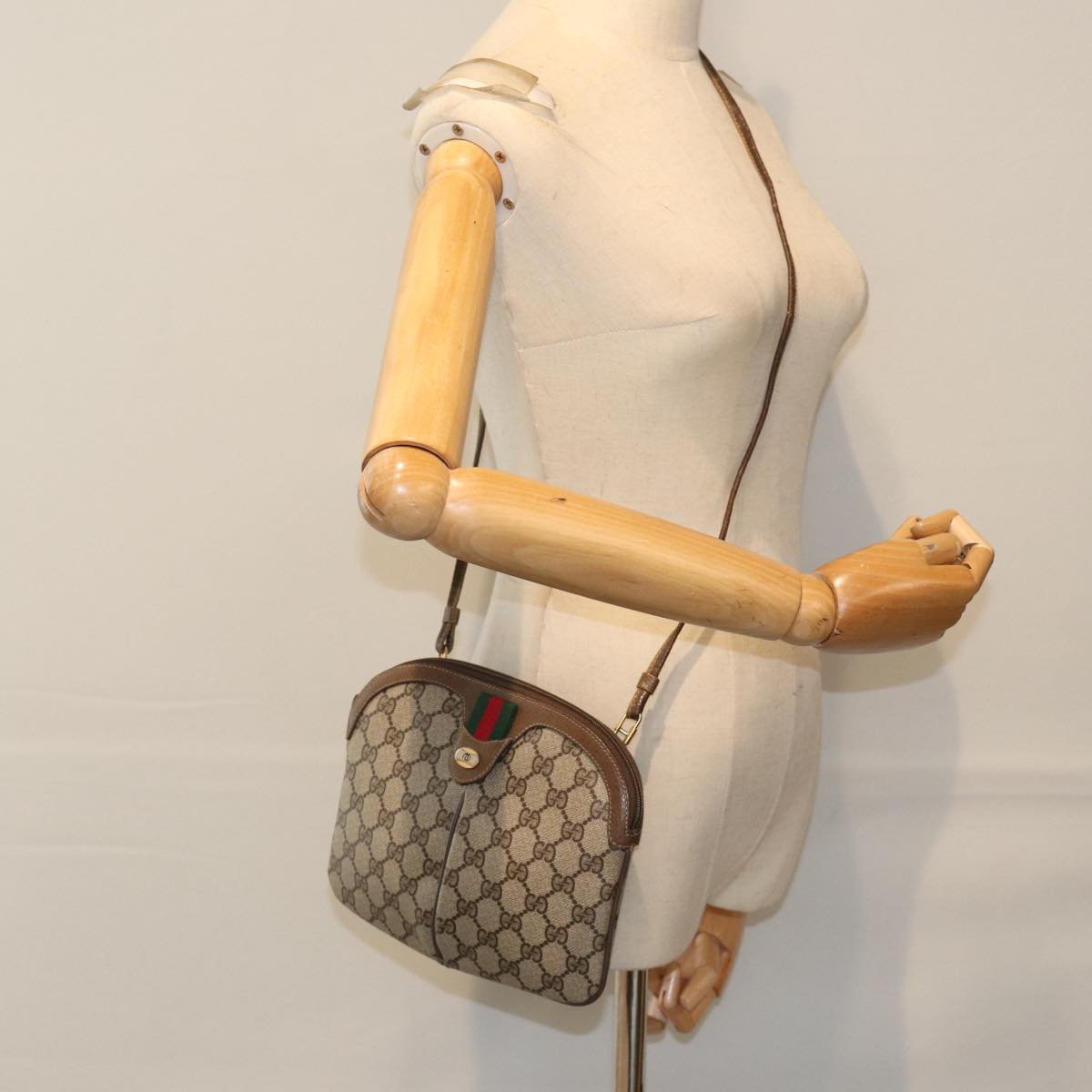 GUCCI GG Supreme Web Sherry Line Shoulder Bag PVC Beige 904 02 047 yk14807
