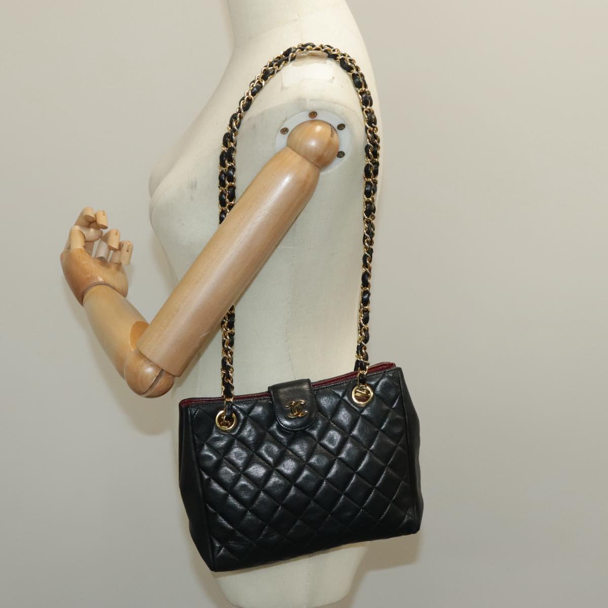 CHANEL Matelasse Chain Shoulder Bag Lamb Skin Black Gold CC yk15615A
