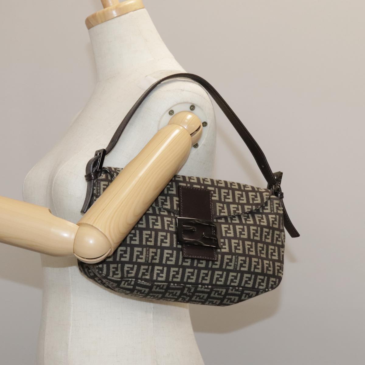 FENDI Zucchino Canvas Mamma Baguette Shoulder Bag Brown yk16842A