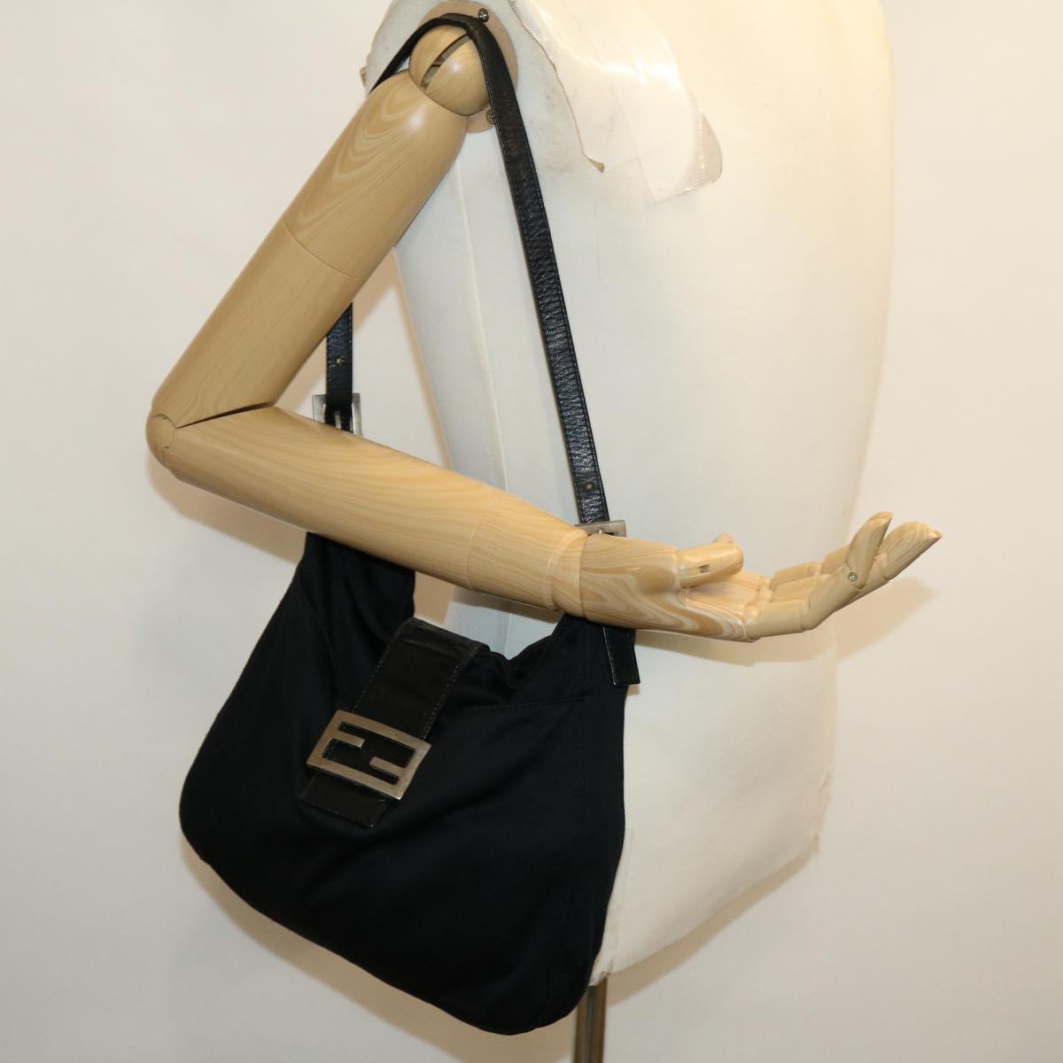 FENDI Mamma Baguette Shoulder Bag Nylon Black yk4679