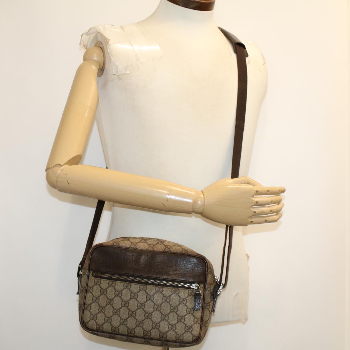 GUCCI GG Canvas Shoulder Bag PVC Leather Beige 114291 yk6778