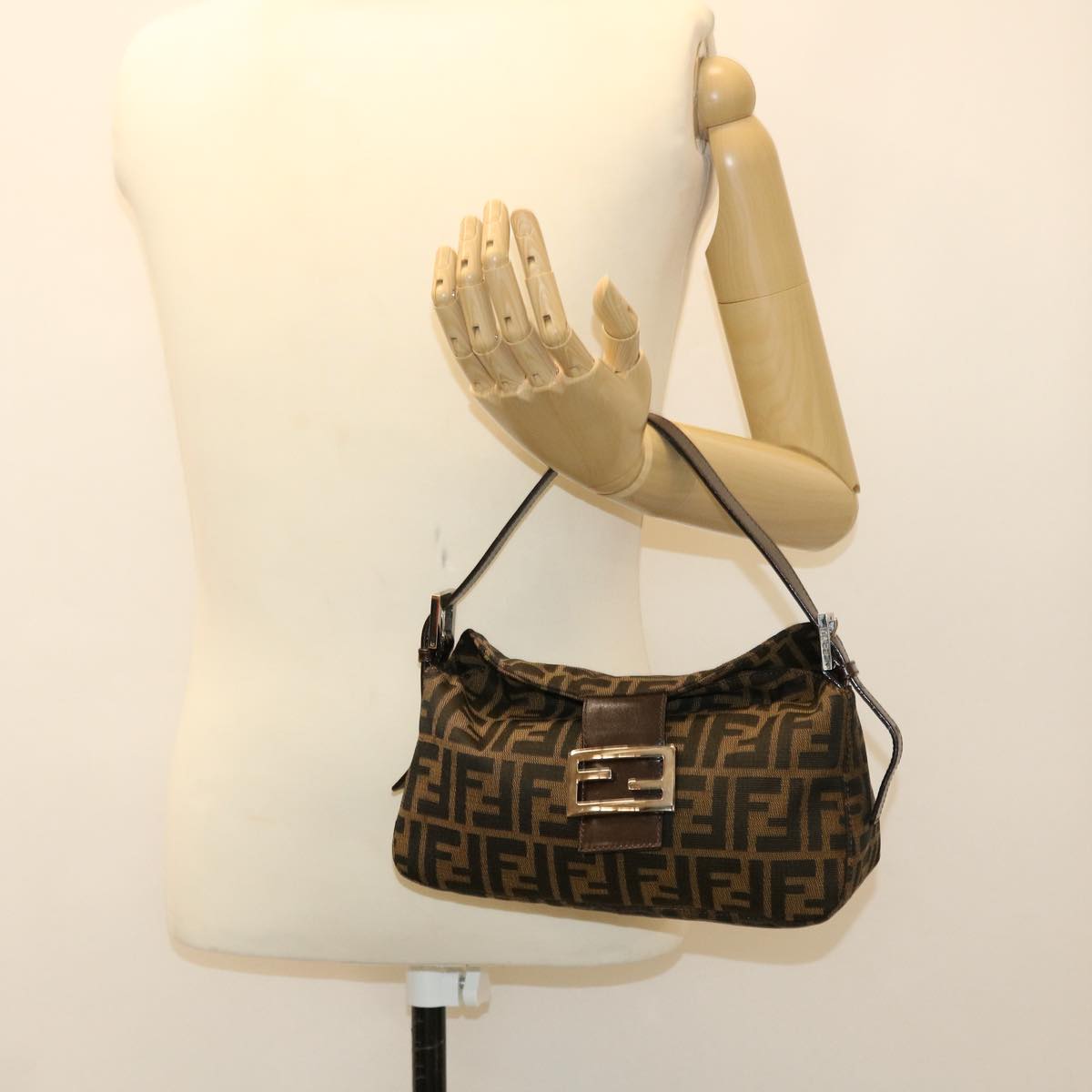 FENDI Zucca Canvas Mamma Baguette Shoulder Bag Brown 2305.26725.008 yk7016B