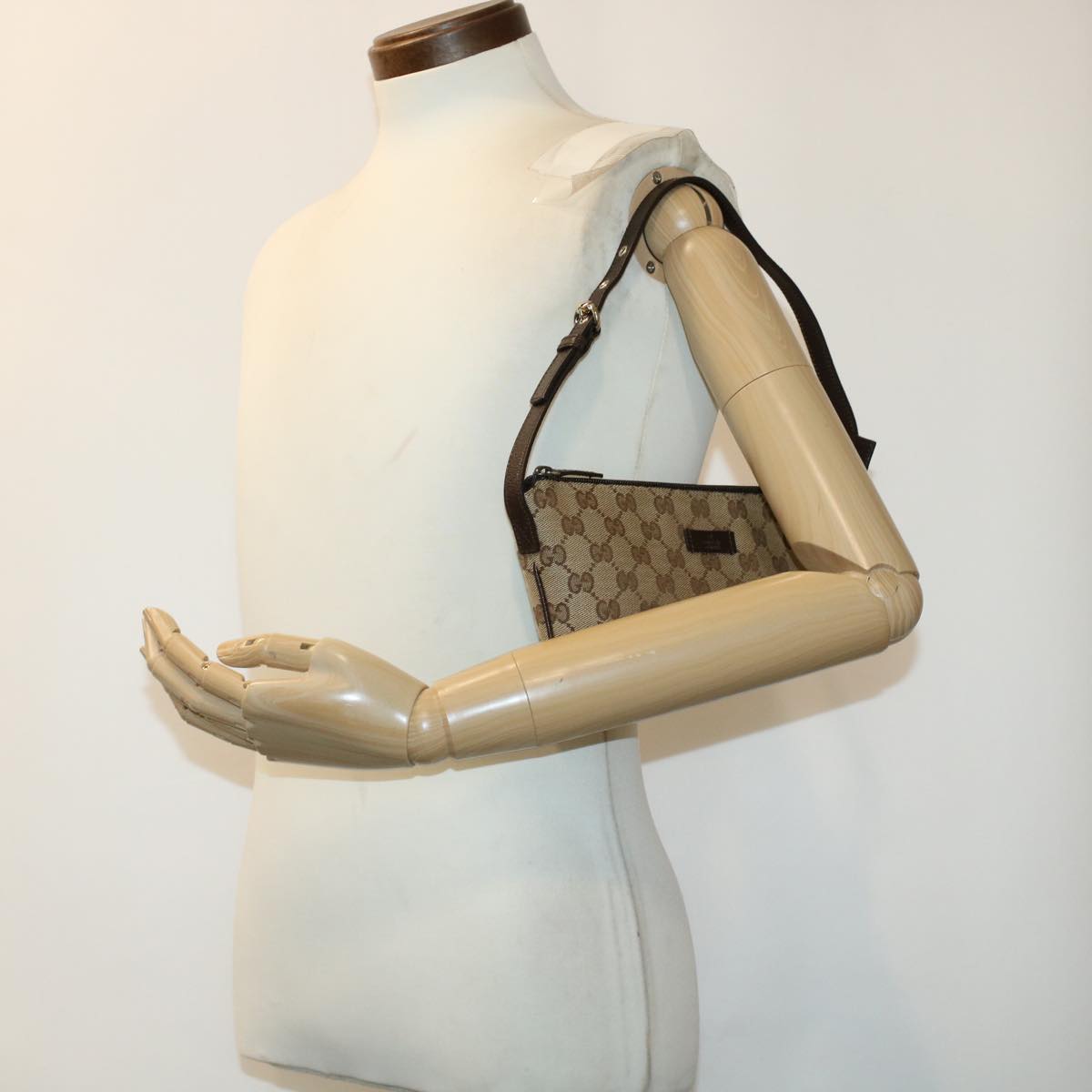 GUCCI GG Canvas Shoulder Bag Beige 190393 yk7036B