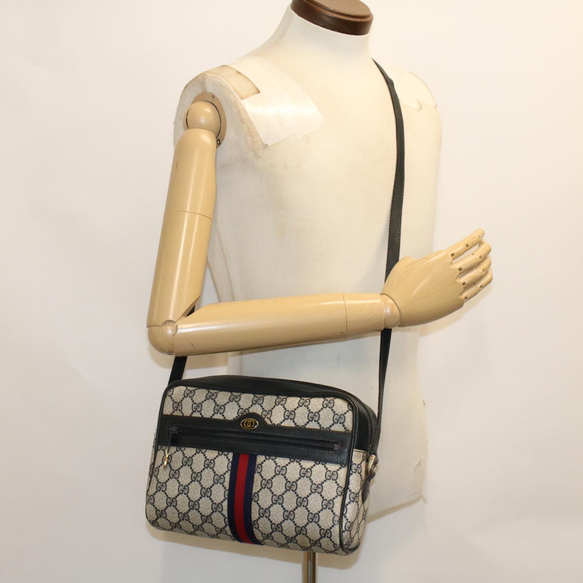 GUCCI GG Canvas Sherry Line Shoulder Bag Gray Red Navy 010.378... yk7969