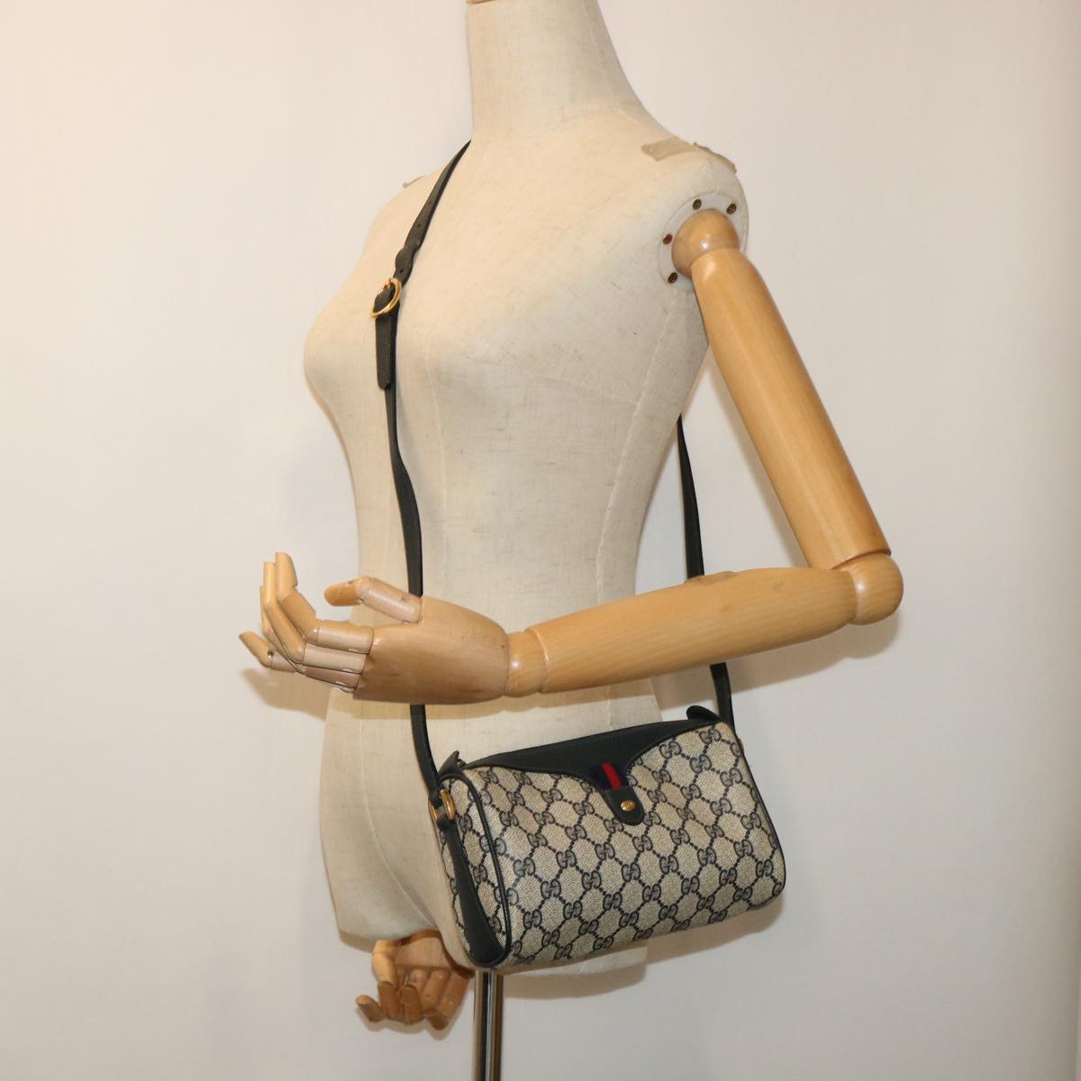 GUCCI GG Canvas Sherry Line Shoulder Bag Gray Red Navy 89 02 018 yk8374B