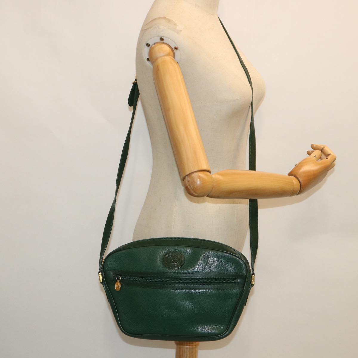GUCCI Shoulder Bag Leather Green 001 093 1050 yk8648