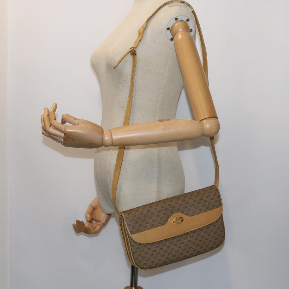 GUCCI Micro GG Canvas Shoulder Bag PVC Leather Beige 004 106 0024 yk8694