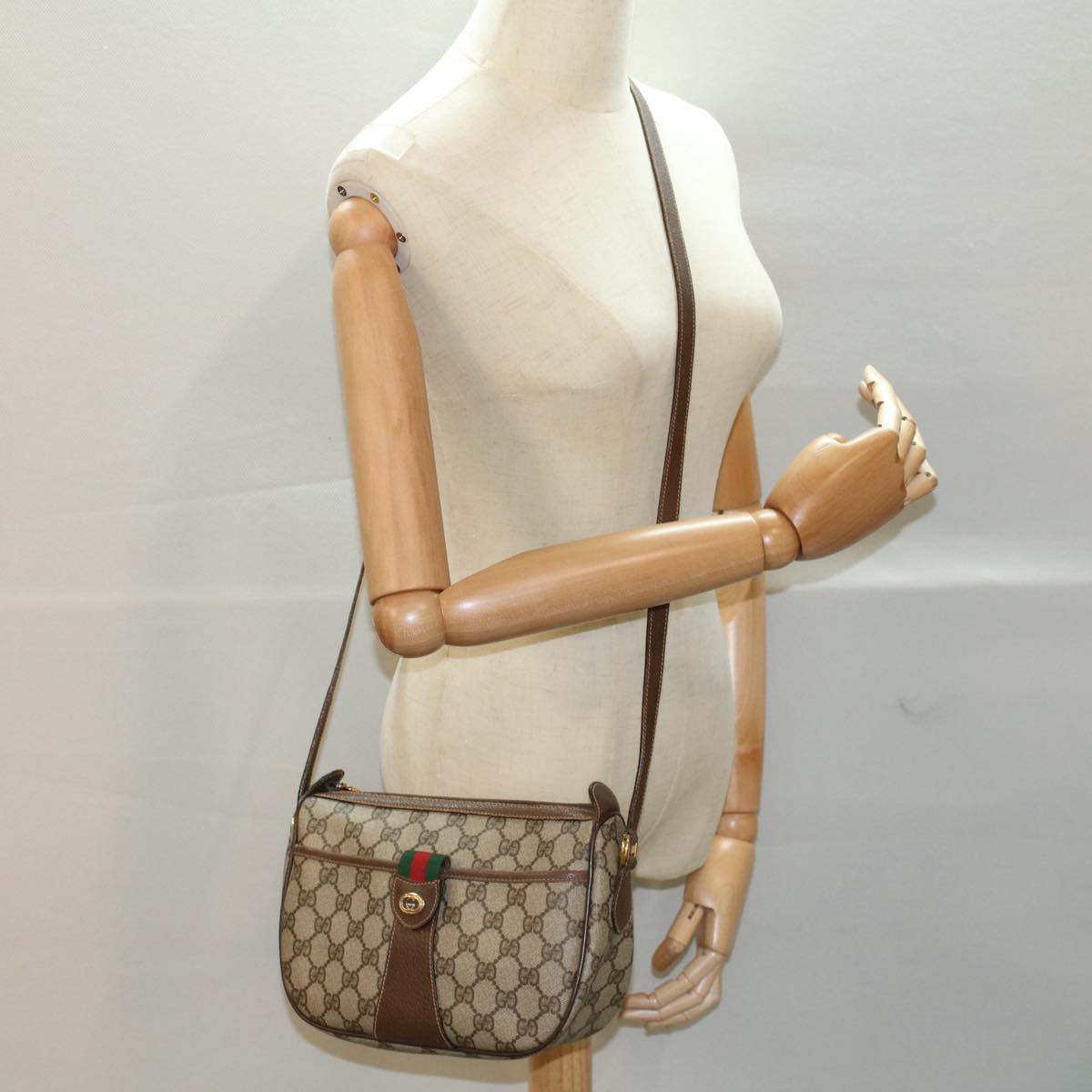 GUCCI GG Canvas Web Sherry Line Shoulder Bag Beige Red 89 02 032 yk8711