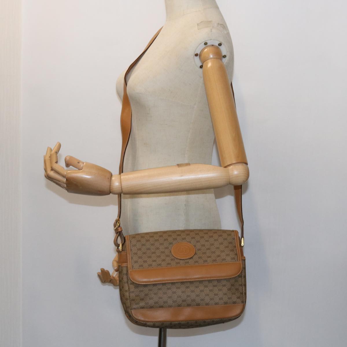 GUCCI Micro GG Canvas Shoulder Bag PVC Leather Beige yk8723