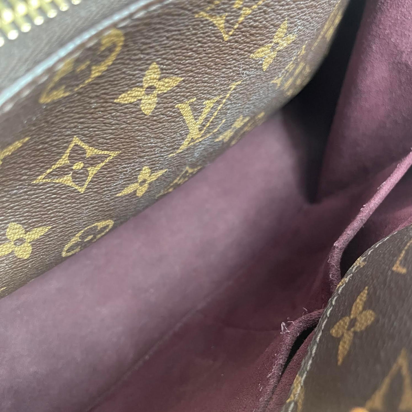 LOUIS VUITTON Monogram Montaigne MM-OUTLET ITEM FINAL SALE