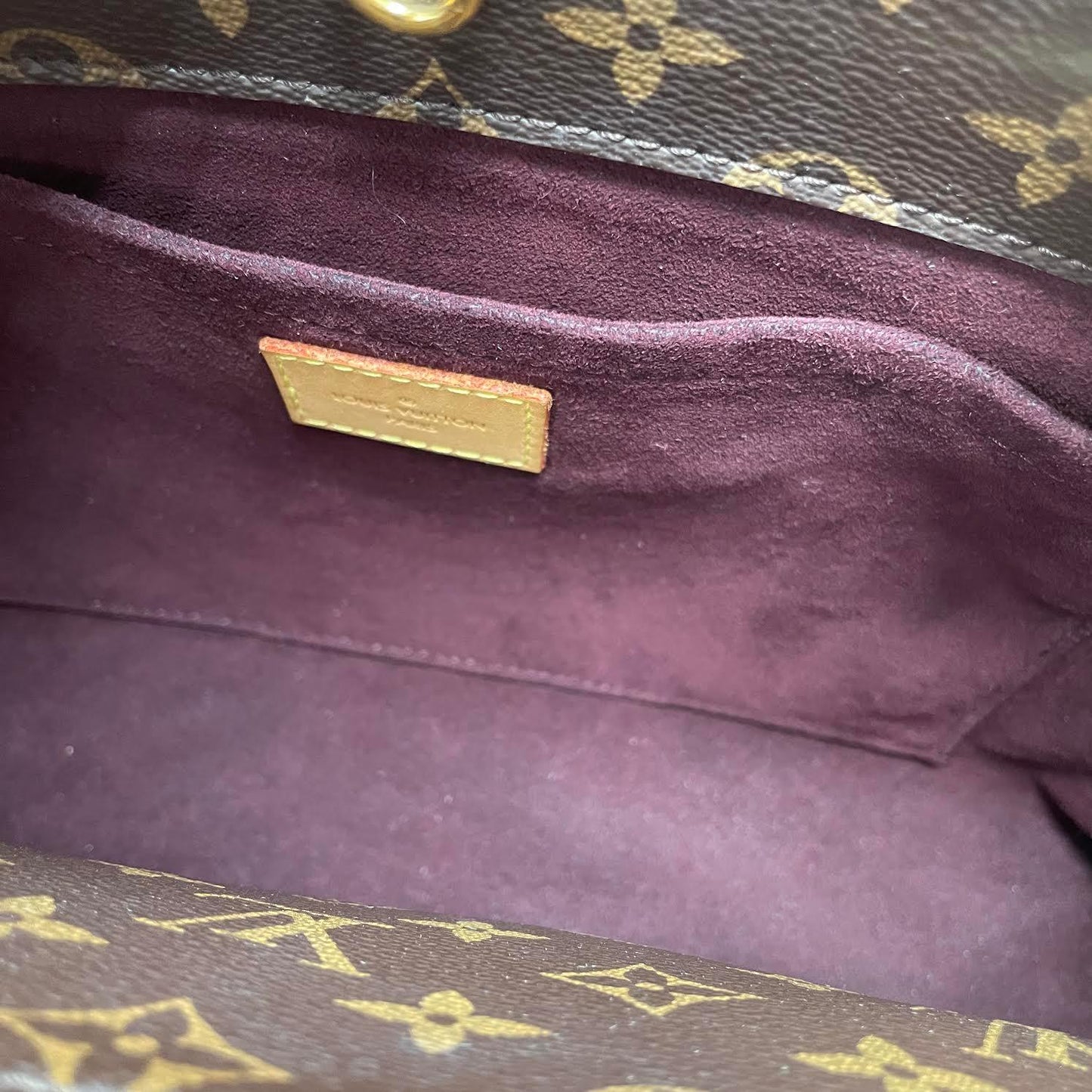 LOUIS VUITTON Monogram Montaigne MM-OUTLET ITEM FINAL SALE
