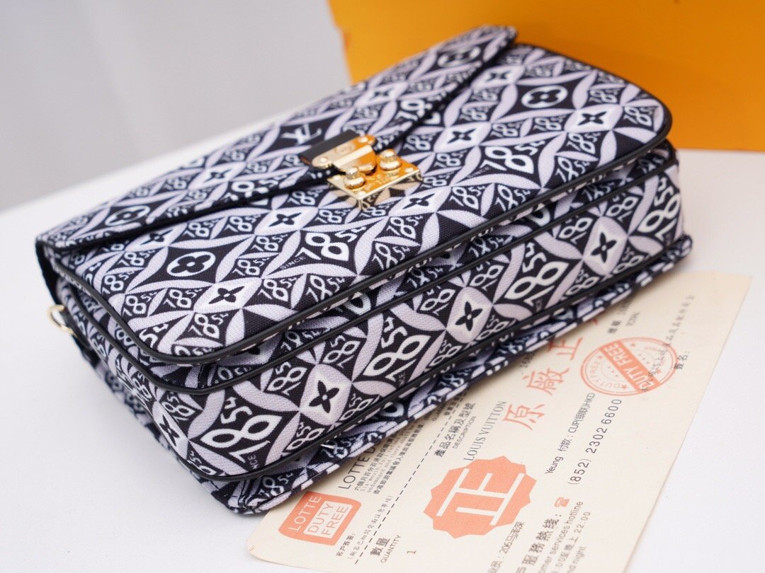 EN - New Arrival Bags LUV 129