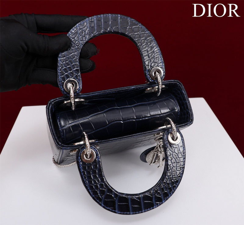 ELE - Dir Bags - 1382