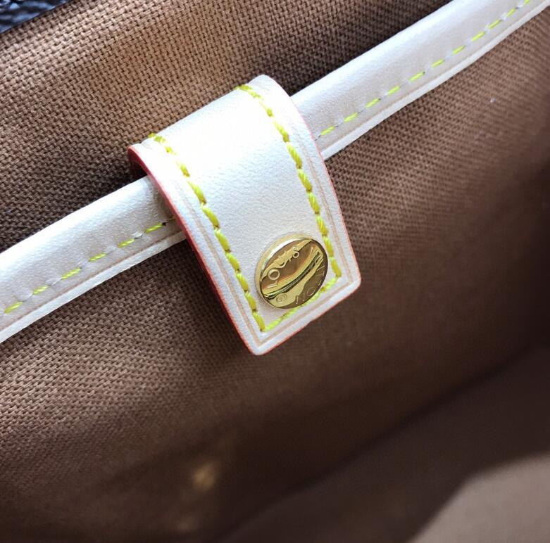 SAMC - LOV Bags - 1646