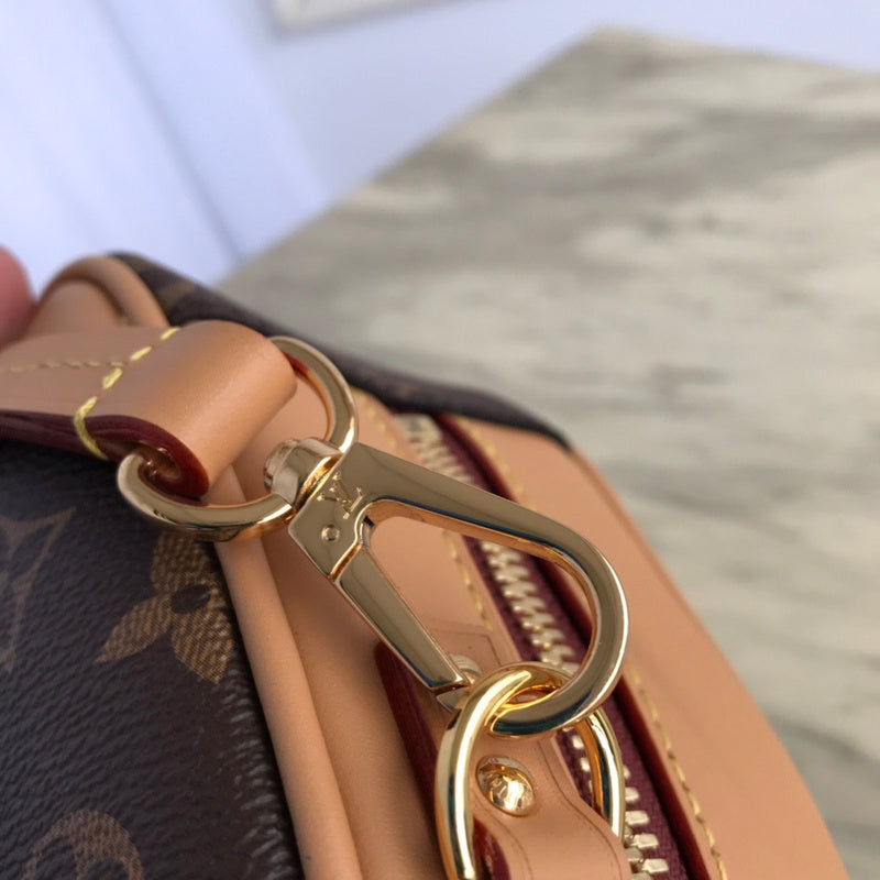 LOV2 Bags - Luxurious Bags  2546