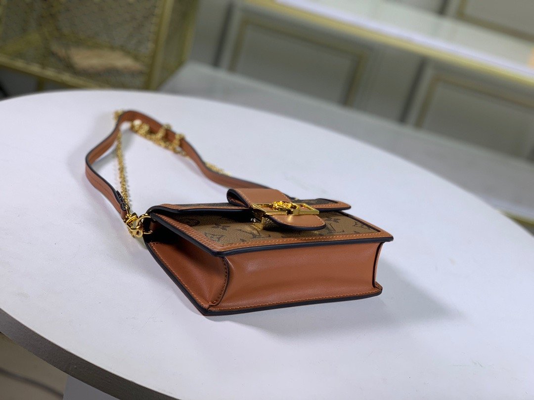 EN - New Arrival Bags LUV 037