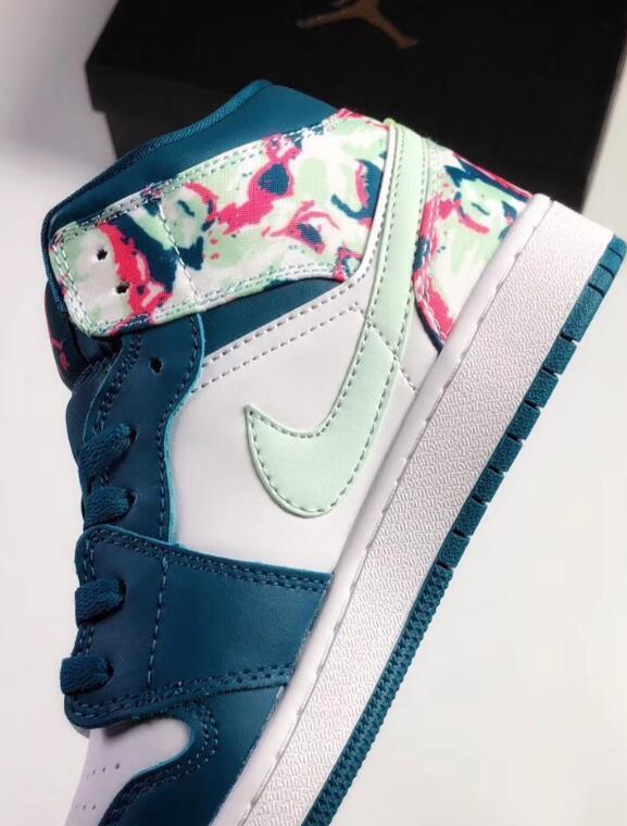 SAMC - NKE Shoes - 1712