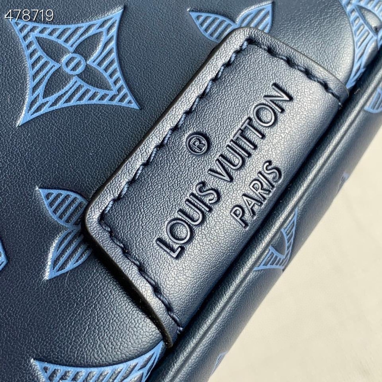 LV GLAMIscovery Bumbag PM Monogram Shadow Navy Blue For Men, Belt Bags 17.3in/44cm LV M45729