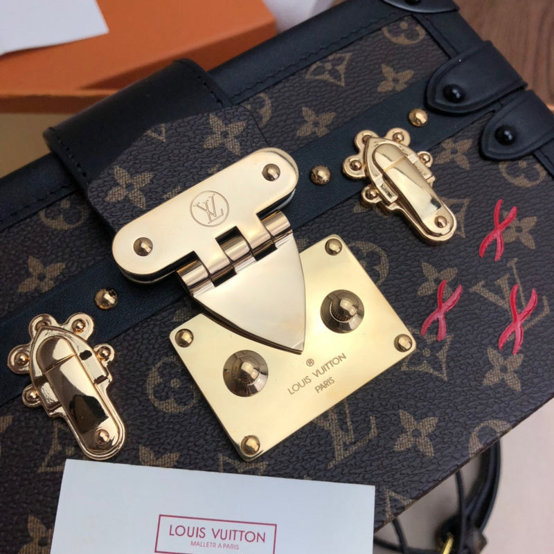 LOV2 Bags - Luxurious Bags  1945