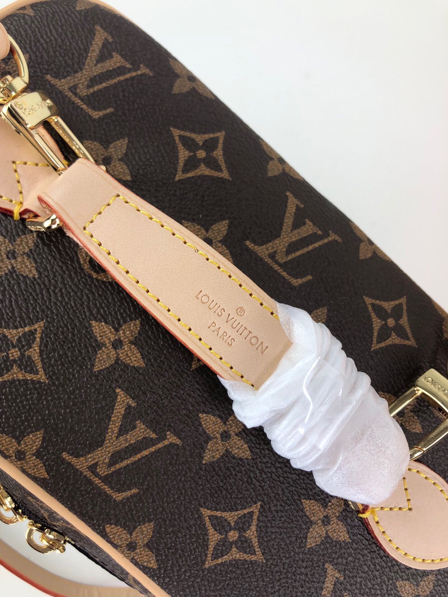 EN - New Arrival Bags LUV 023