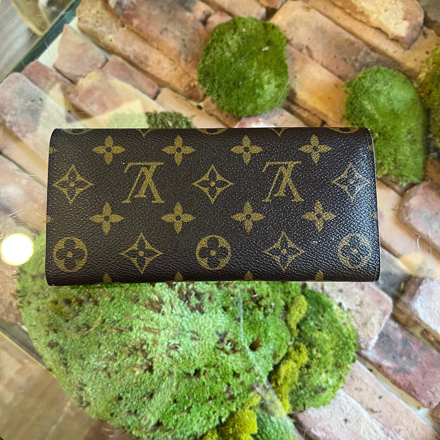 LOUIS VUITTON Emilie Monogram Wallet